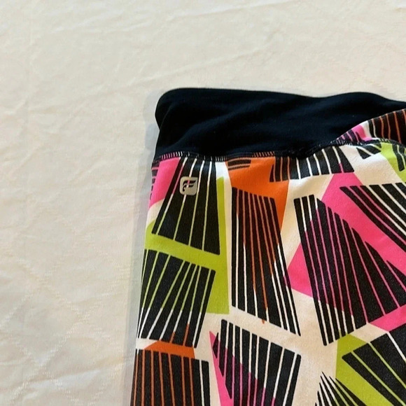 Fabletics XL crop leggings 21” inseam super cute - Picture 4 of 4